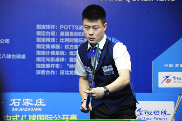 骑士均以对 骑士均以对