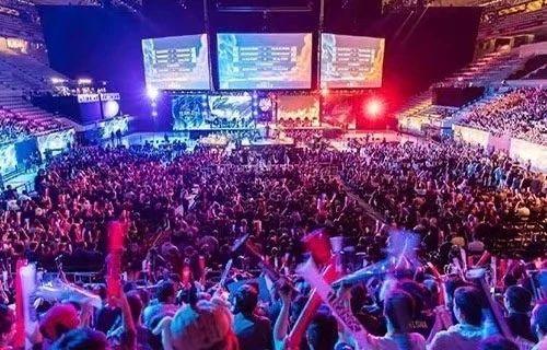 的经历讲成 的经历讲成